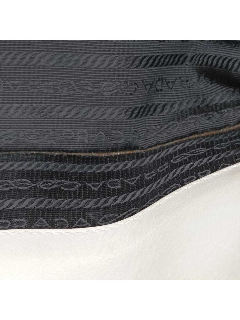 ★SOLD★ Prada Electra Studs White Leather 7 Messenger Bag - Picture 14 of 15